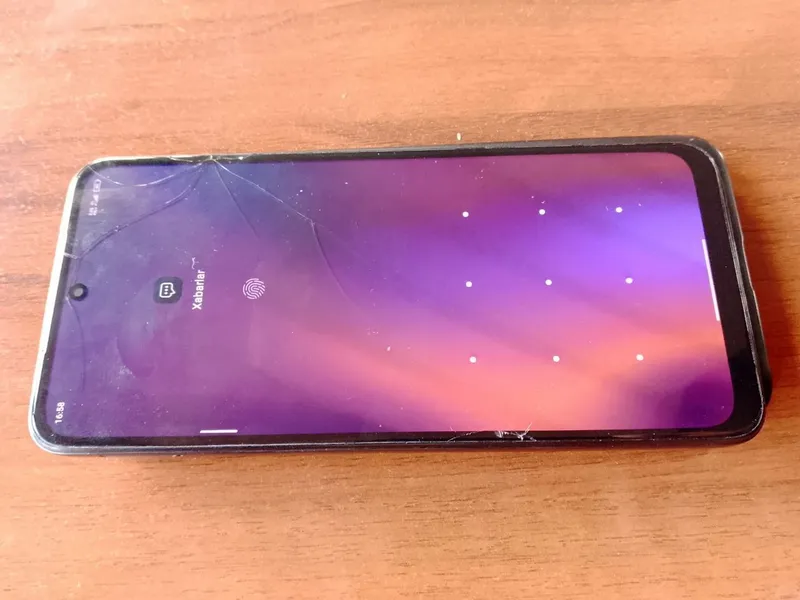 narxi 1400 000 min redmi 11 aybi rasmda 128 /6