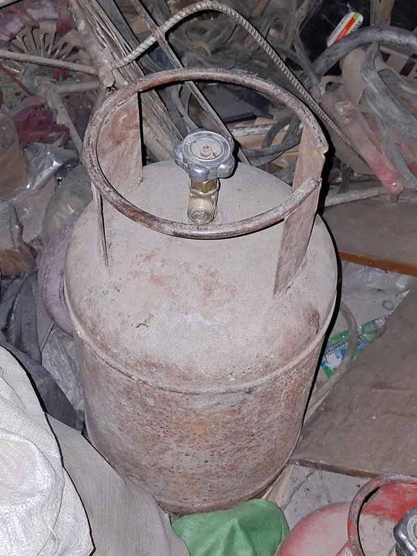 Газовый баллон 2 Газовый баллон 2