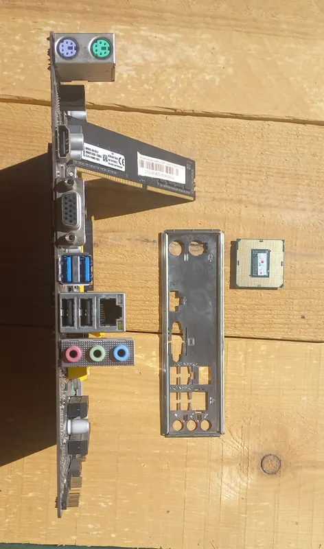 Материнская плата Biostar H310M + Pentium G5400 + 4GB DDR4 RAM 3 Материнская плата Biostar H310M + Pentium G5400 + 4GB DDR4 RAM 3