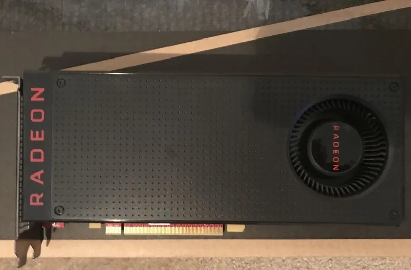 Видеокарта RX 570 4 ГБ 1 Видеокарта RX 570 4 ГБ 1