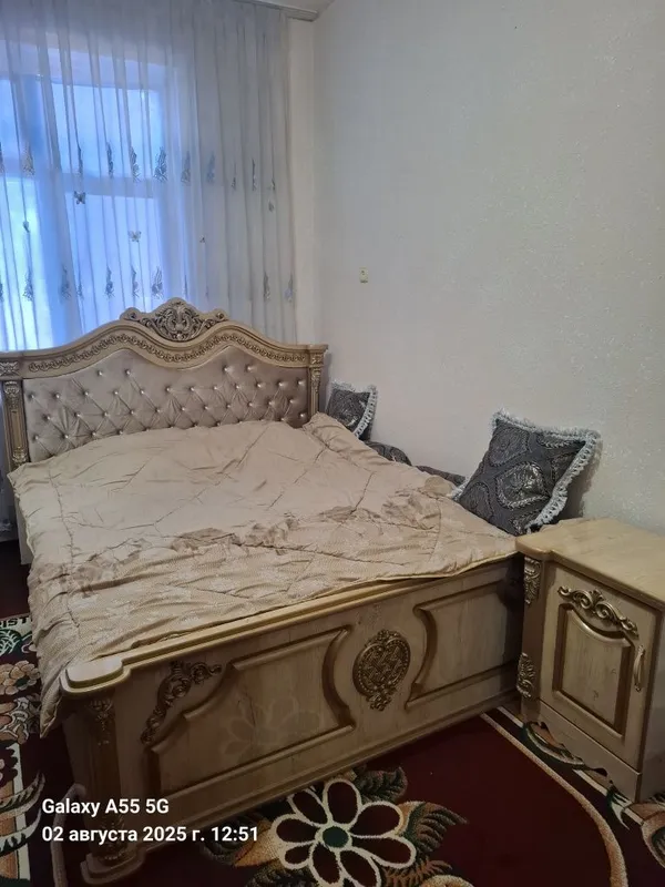 Спальный Мебел сотилади