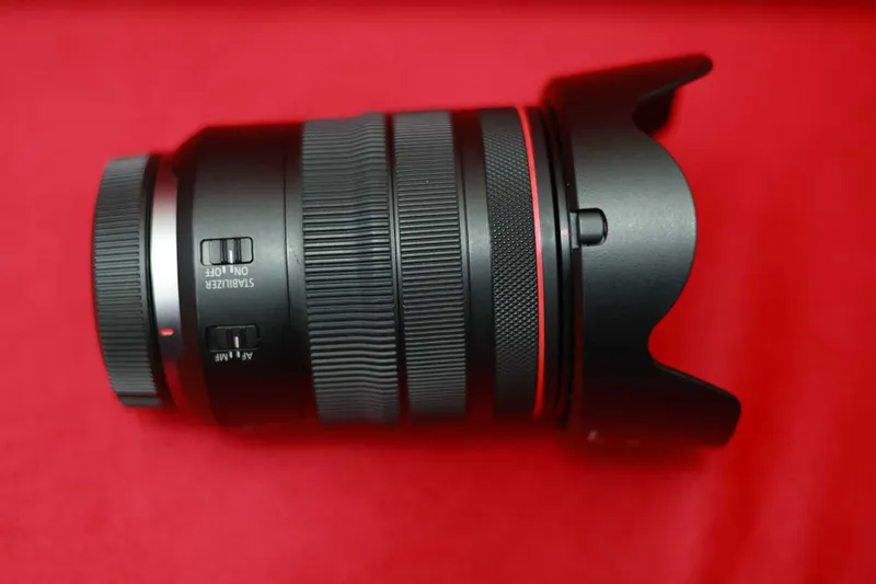 Canon RF 24-105mm f/4L IS USM 8