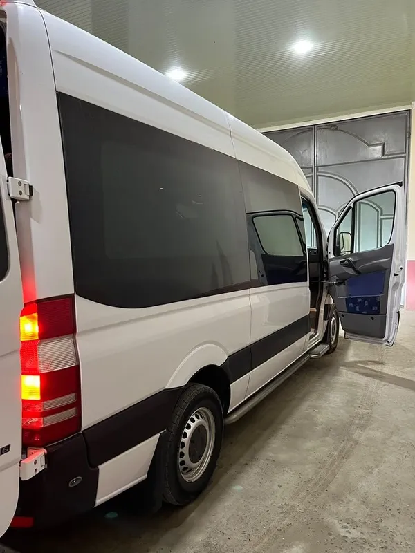 Mercedes Benz Sprinter 7 Mercedes Benz Sprinter 7