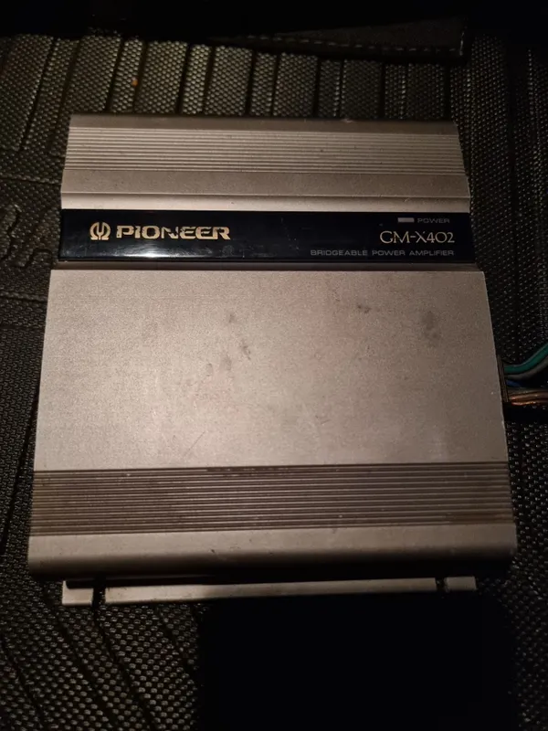 Усилитель pioneer gm_x402 Усилитель pioneer gm_x402