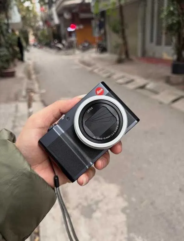 Leica C-Lux (Black) — 15x зум, 4K (Почти новая)