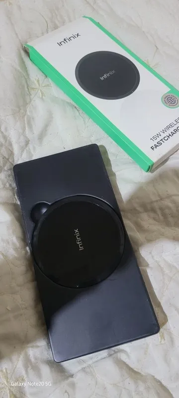 Infinix telefonini Charge Pad sotiladi yangi ishlatilmagan — фото 1