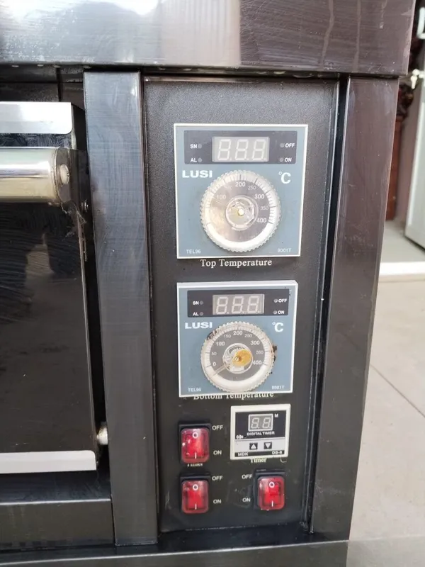 Электрическая печь ,духовка для выпечки 4 Электрическая печь ,духовка для выпечки 4