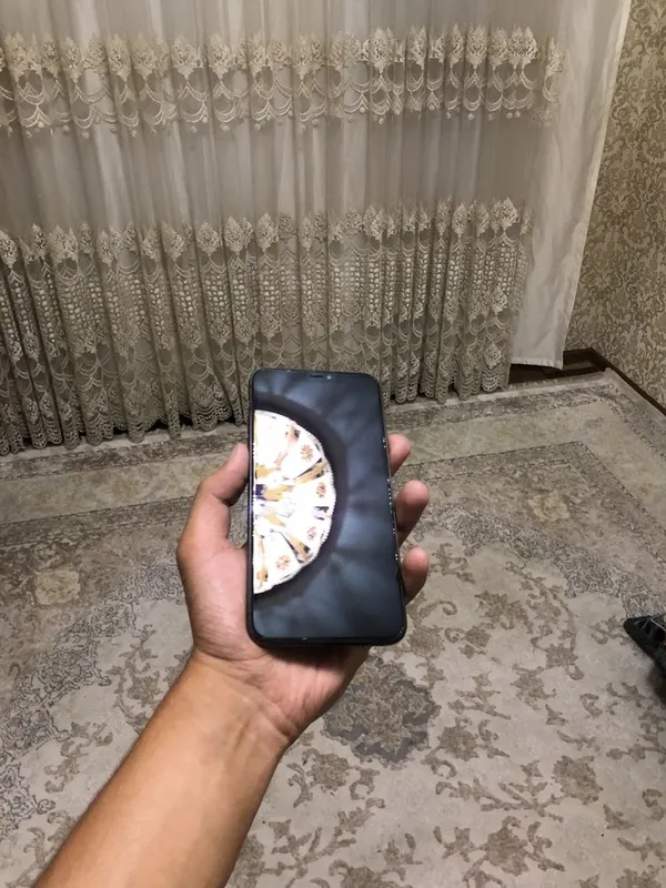 Iphone 11 pro MAX SROCHNO!!! — фото 1 Iphone 11 pro MAX SROCHNO!!! — фото 1