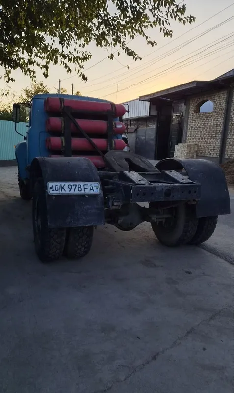 Zil tigach ishga tayor xolatda dakumentda muomo yoq 4 Zil tigach ishga tayor xolatda dakumentda muomo yoq 4