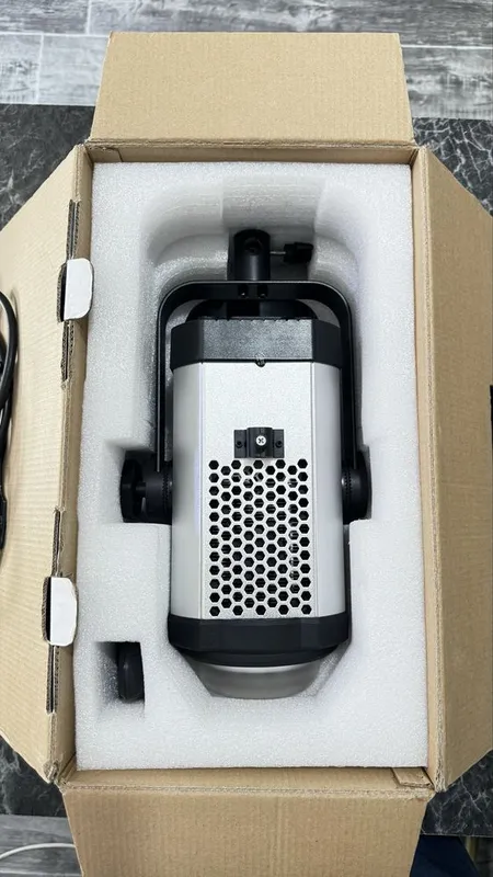 BOKELAI BK-200Bi 200W Professional Bi-Color LED Video Light 2 BOKELAI BK-200Bi 200W Professional Bi-Color LED Video Light 2
