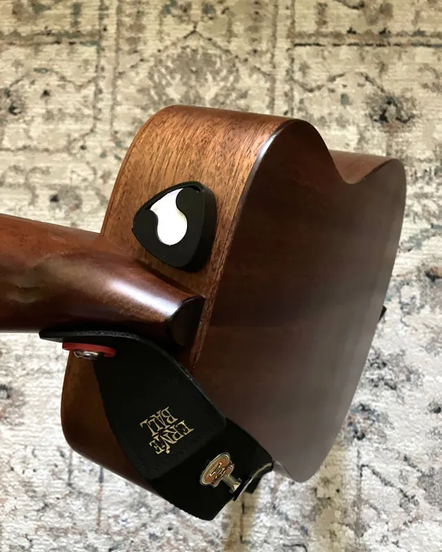 Sigma pikapli akustik gitarasi (Sigma TM12E) 5 Sigma pikapli akustik gitarasi (Sigma TM12E) 5