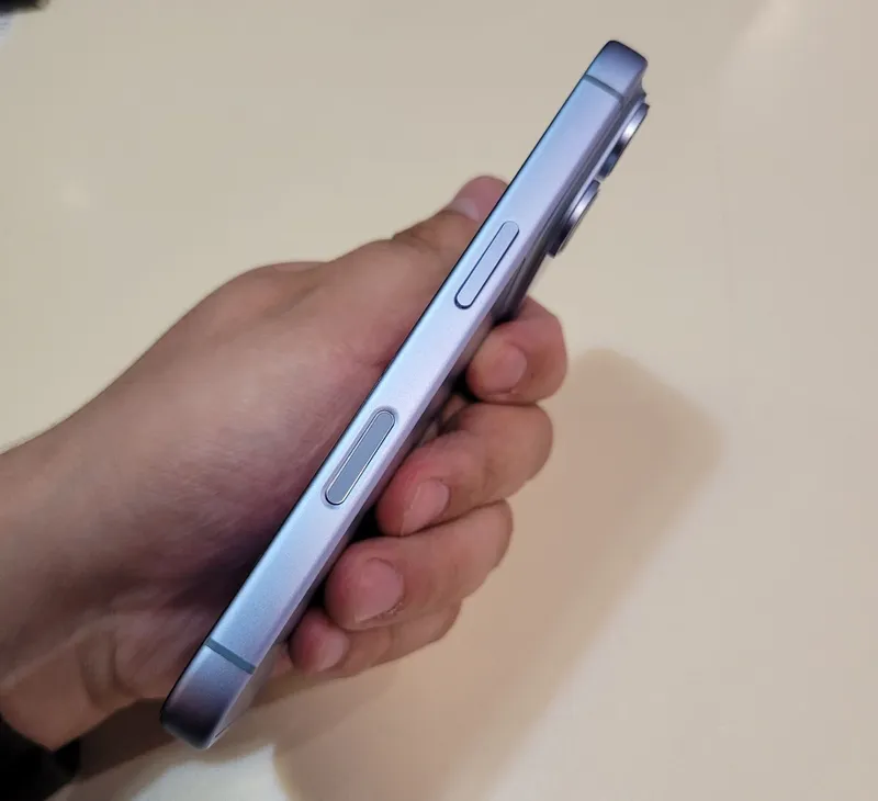 IPhone 15 Pro 18 Pro kõrpusda 3