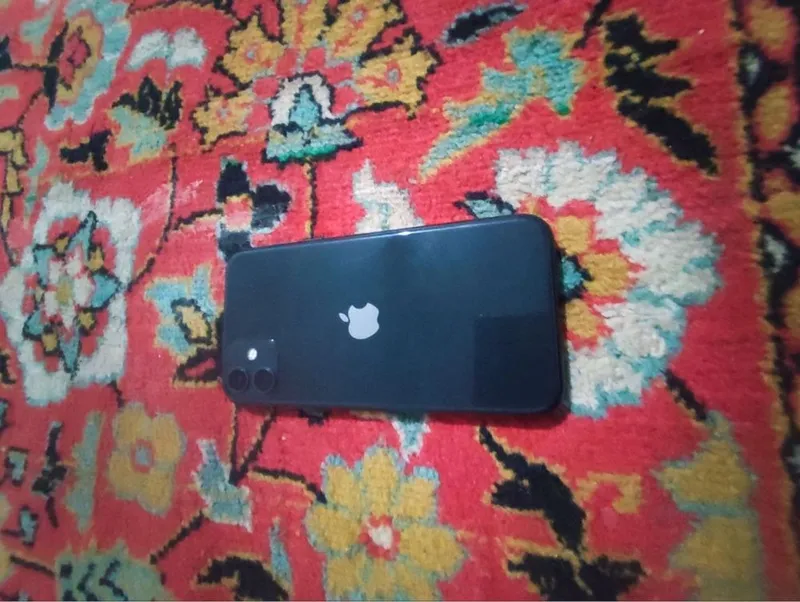 iphone 11 sotiladi srochna aybi yoq