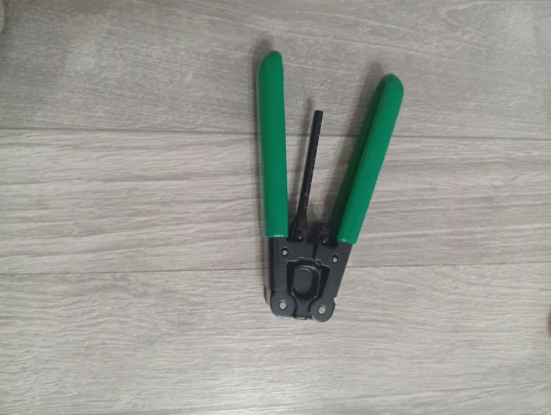 Optik kabel uchun striper va tozalagich 2 Optik kabel uchun striper va tozalagich 2