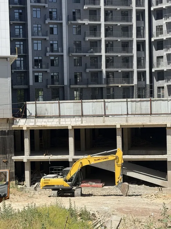 Продается японский экскаватор Sumitomo 3 Продается японский экскаватор Sumitomo 3