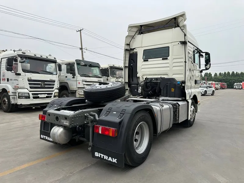 Sinotruk Sitrak C7H 4