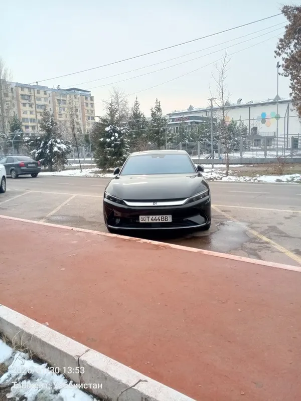 BYD Han sotiladi