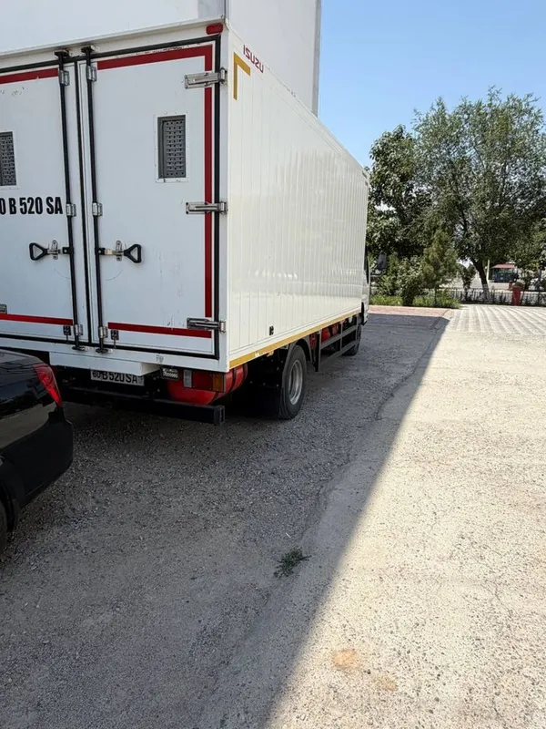 Isuzi 5tonnalik xolati ideal 1
