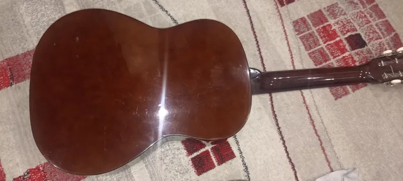 Продаю гитару Tribute 4