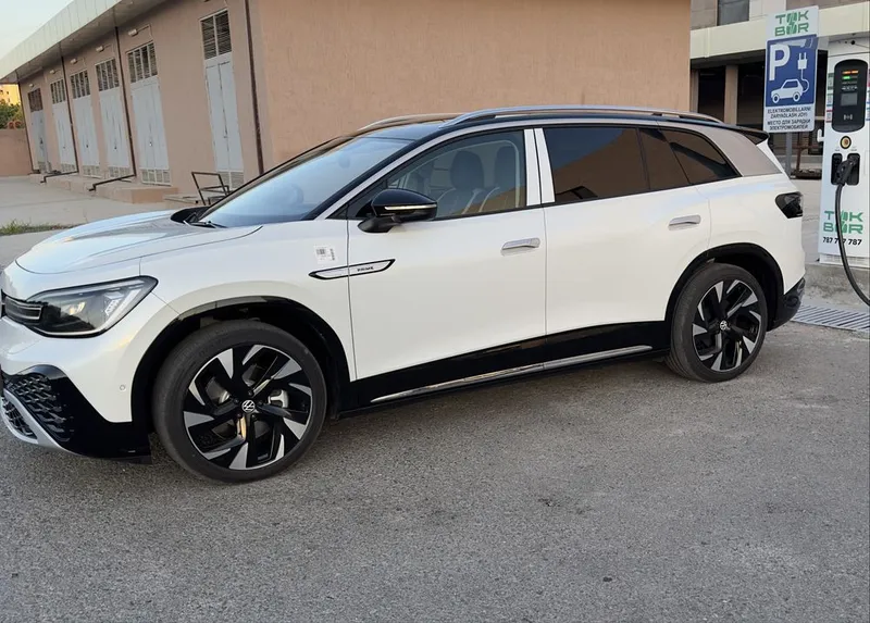 Volkswagen ID 6 Prime 4x4