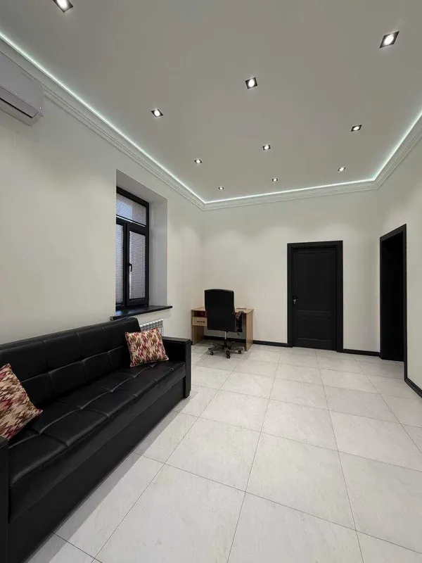 Продажа нежилое 72м2. Мирабадский р-н.Ор-р: Саракулька Круг 3