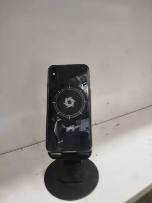 IPHONE XS 1