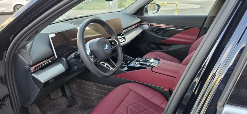BMW i5 eDrive35L M packed 5 BMW i5 eDrive35L M packed 5
