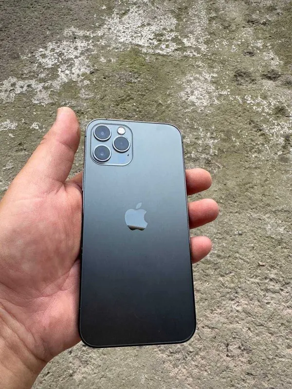 Продаётся iPhone 12 Pro 128GB, 71% 3