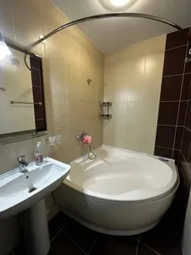 Yakkasaroy tumanida 3 xonali kvartira ijaraga beriladi 9 Yakkasaroy tumanida 3 xonali kvartira ijaraga beriladi 9