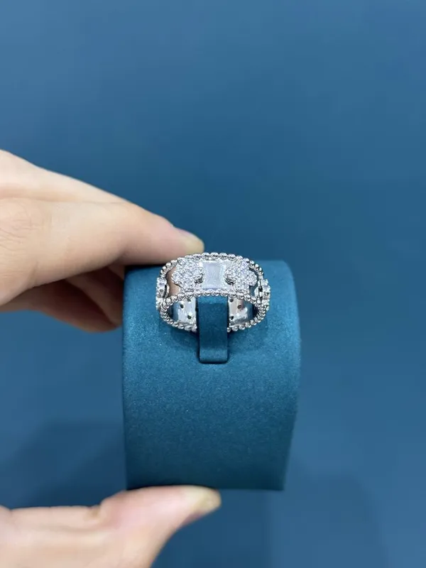 Серебряное кольцо 925, Kumush uzuk 925 1 Серебряное кольцо 925, Kumush uzuk 925 1
