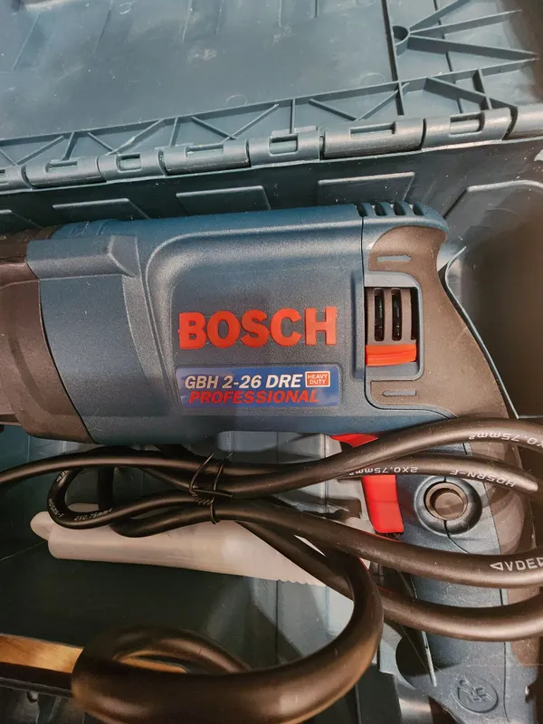 Продам перфоратор BOSCH GBH 2-26 DRE Professional. — фото 1