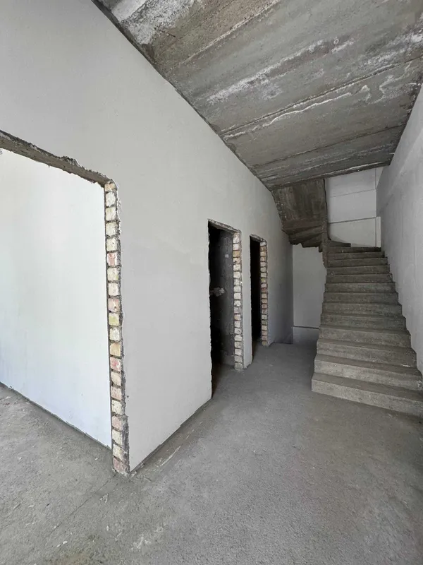 Гофур Гулом, парк Коттедж 3 уровни, 180 кв.м 6 комнат — фото 3