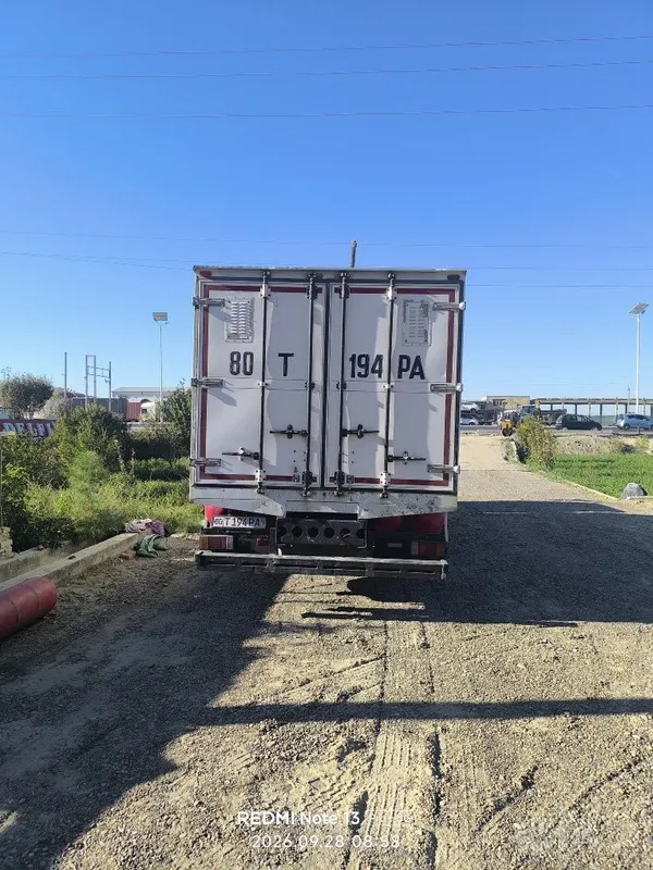 Isuzu. Продаётся тому, кто предложит больше 4 Isuzu. Продаётся тому, кто предложит больше 4