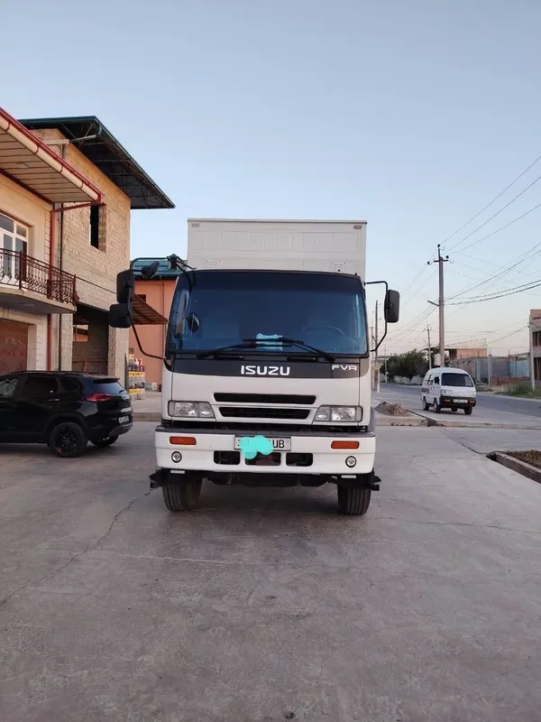 Isuzu gurzavoy 10 tonalik
