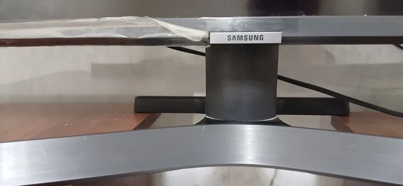 Samsung 4k smart tv 43talik 4 Samsung 4k smart tv 43talik 4