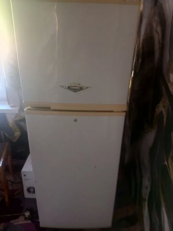 Продам б/у холодильник в хорошем состоянии. — фото 1