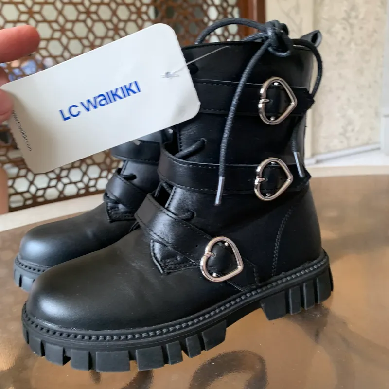 Lc Waikiki