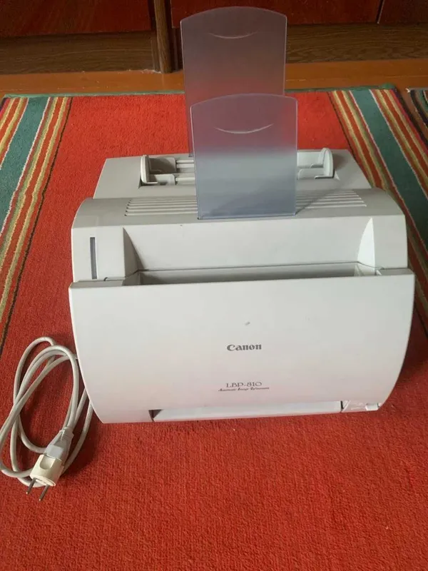 Продам лазерный принтер Canon LBP-810. В хорошем и рабочем состоянии. Продам лазерный принтер Canon LBP-810. В хорошем и рабочем состоянии.