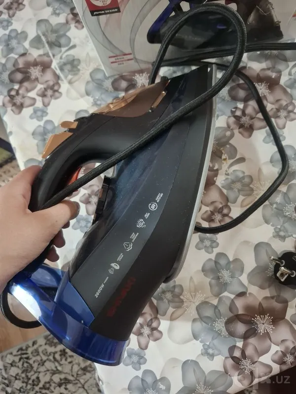 Утюг Shivaki SH-SI-9508 3 Утюг Shivaki SH-SI-9508 3