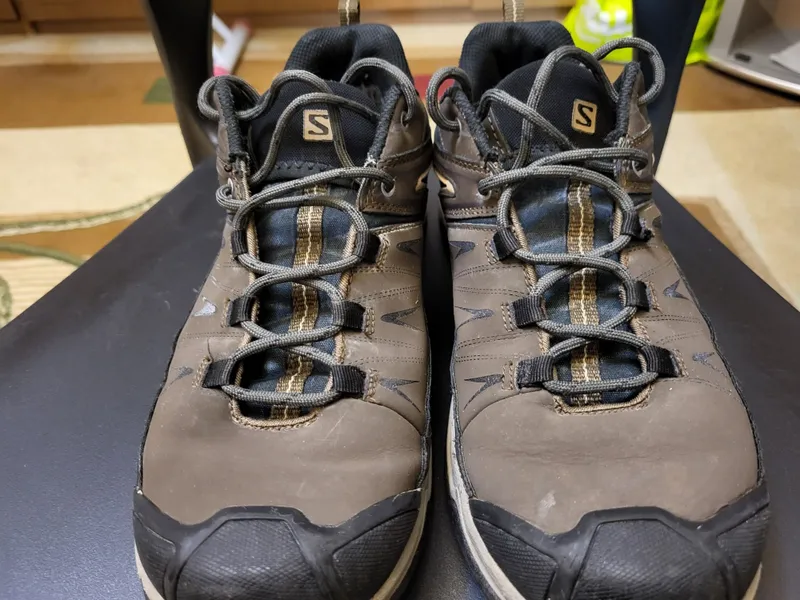 Продаю ботинки salomon 4 Продаю ботинки salomon 4