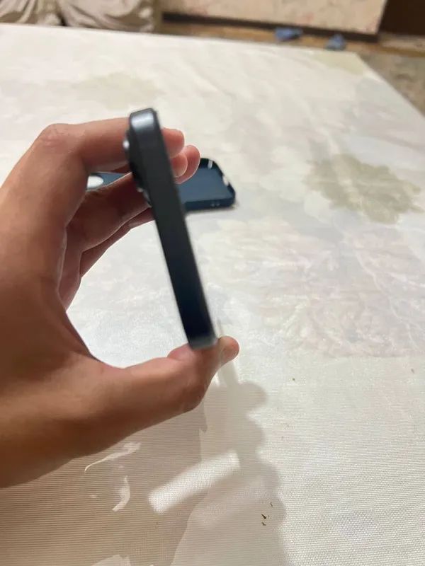 Iphone 16 Black 128 4