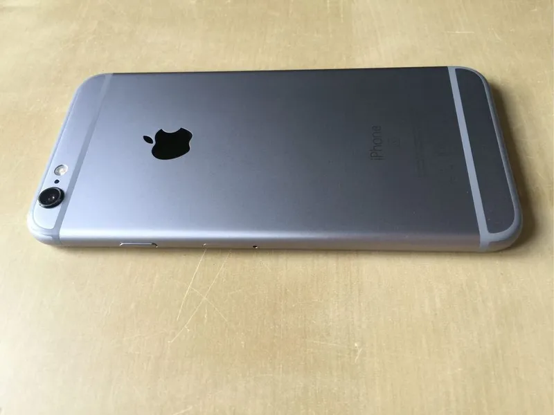 Apple Apple iPhone 6s — фото 1 Apple Apple iPhone 6s — фото 1