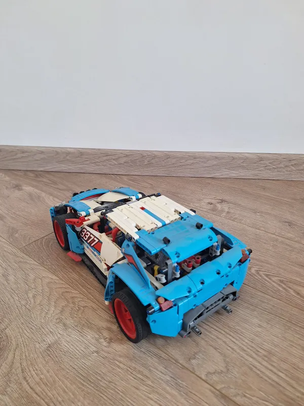 LEGO Technic Rally Car (42077) 5 LEGO Technic Rally Car (42077) 5