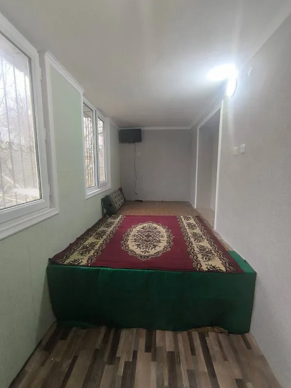 Продам срочно 1 комнатную 2х6 Чиланзар 23 — фото 3