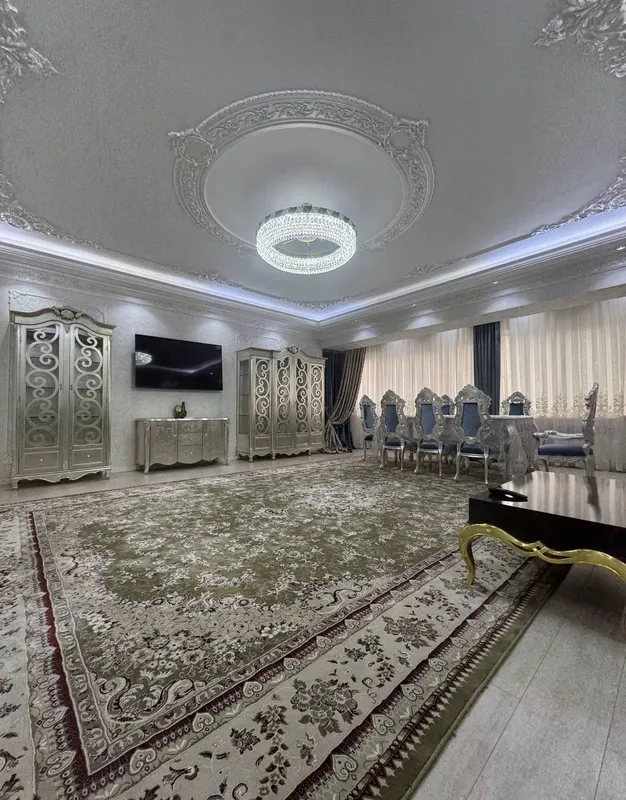 4-комнатная квартира, 215 м2, Шайхонтохур 1