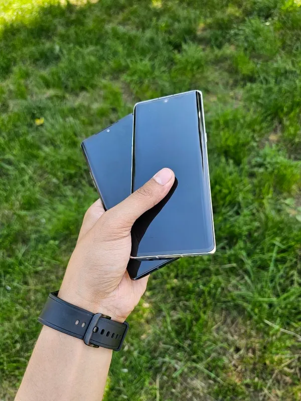 LG Velvet (5G) 2 LG Velvet (5G) 2