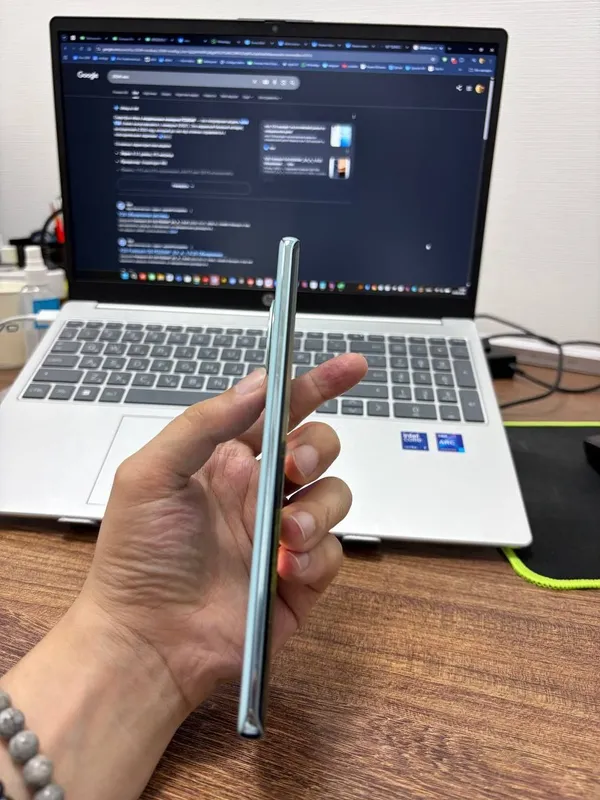 Vivo V30e 8/256 Green — фото 3