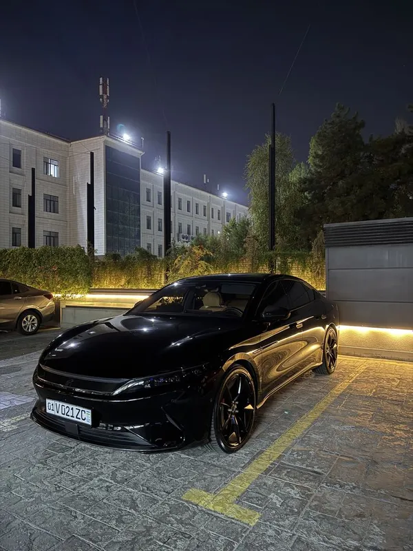 Продается BYD HAN 3.9 2023 — фото 1