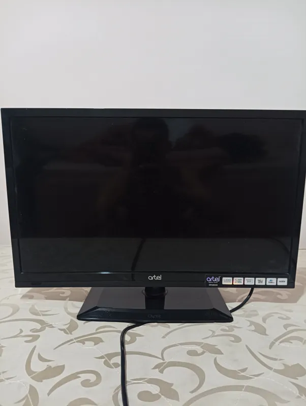 Телевизор Artel 1