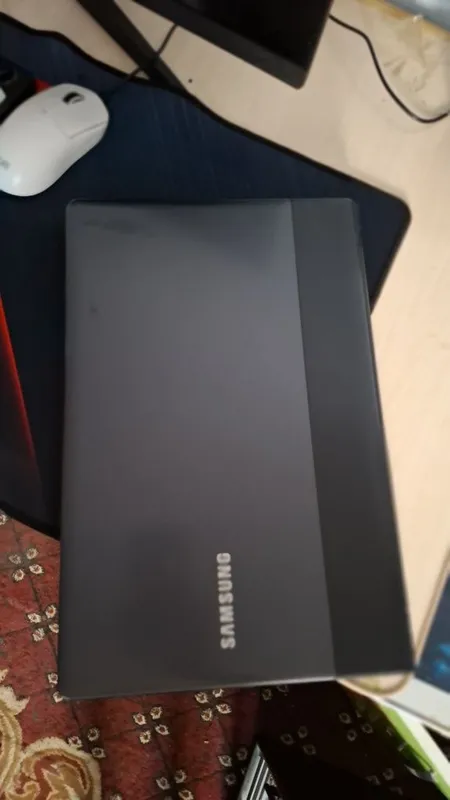 Ноутбук Samsung i3 — фото 2